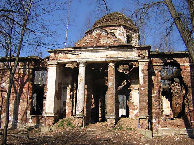 Церковь Тихвинской иконы Божией Матери, Путилово (Кировский район, Ленинградская область). фасады