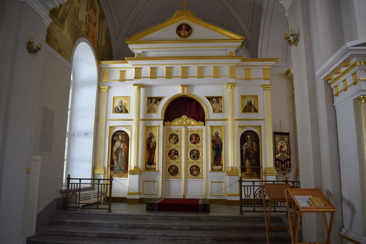 Церковь Тихвинской иконы Божией Матери, Путилово (Кировский район, Ленинградская область). интерьер и убранство, Иконостас северного придела