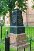 Церковь Всех Святых, Памятник Русским воинам возле храма.<br>, Рига, Рига, город, Латвия
