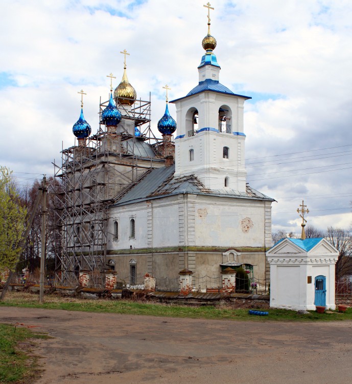 Поводнево. Церковь Спаса Преображения. документальные фотографии