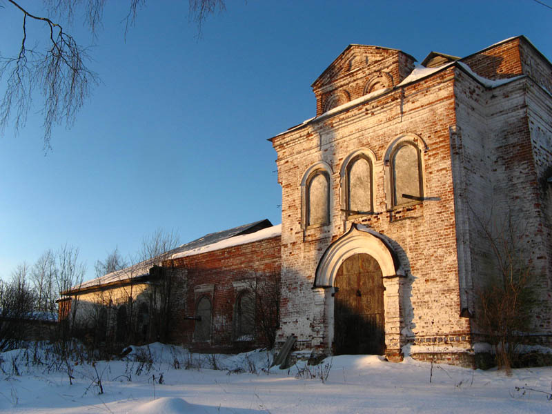Нелазское. Церковь Михаила Архангела. фасады