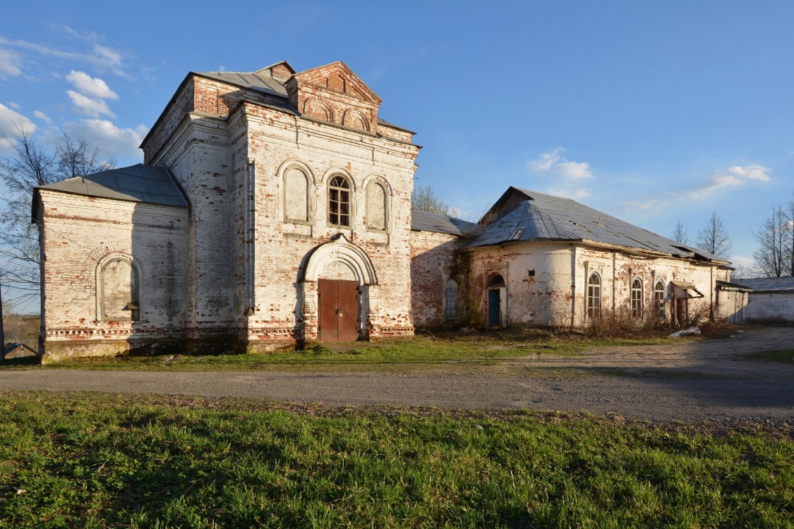 Нелазское. Церковь Михаила Архангела. фасады, Север фасад храма