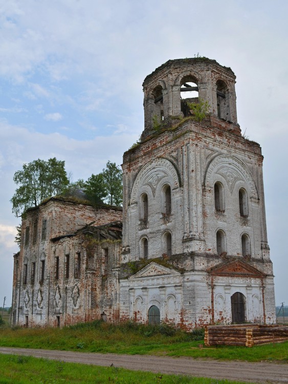 Церковь Николая Чудотворца, Никольская (Сокольский район, Вологодская область). фасады, Вид с северо-запада