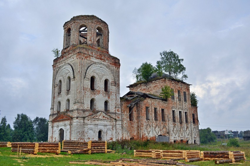 Церковь Николая Чудотворца, Никольская (Сокольский район, Вологодская область). фасады, Вид с юго-запада