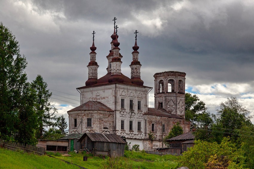 Церковь Воскресения Христова, Варницы (Тотемский район, Вологодская область). фасады