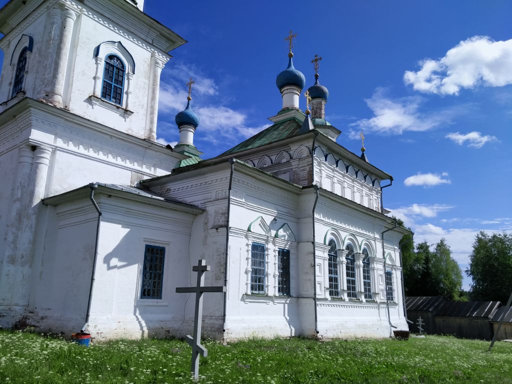 Церковь Покрова Пресвятой Богородицы, Устье (Тотемский район, Вологодская область). архитектурные детали
