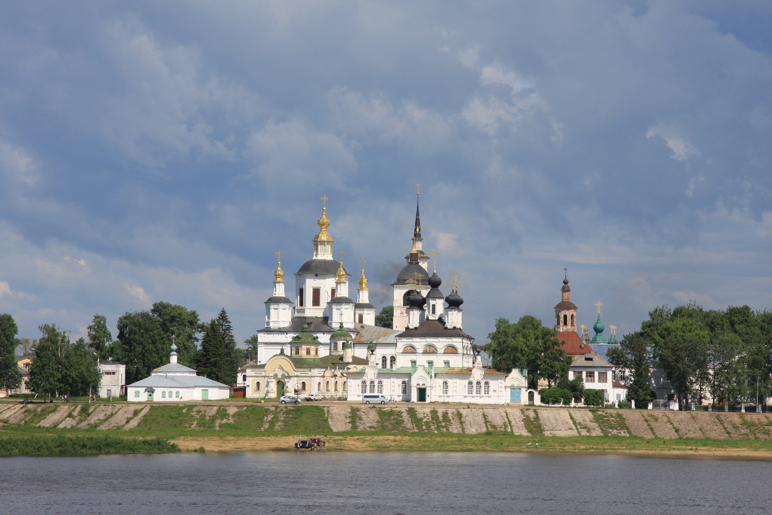 Великий Устюг (Великоустюгский район). Соборное дворище, фотография ...