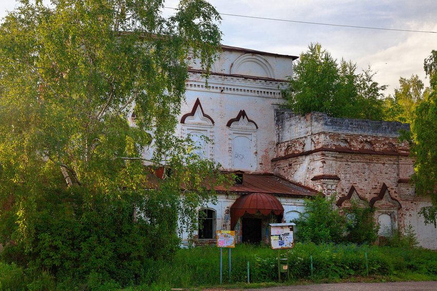 Церковь Сретения Владимирской иконы Божией Матери, Великий Устюг (Великоустюгский район, Вологодская область). архитектурные детали