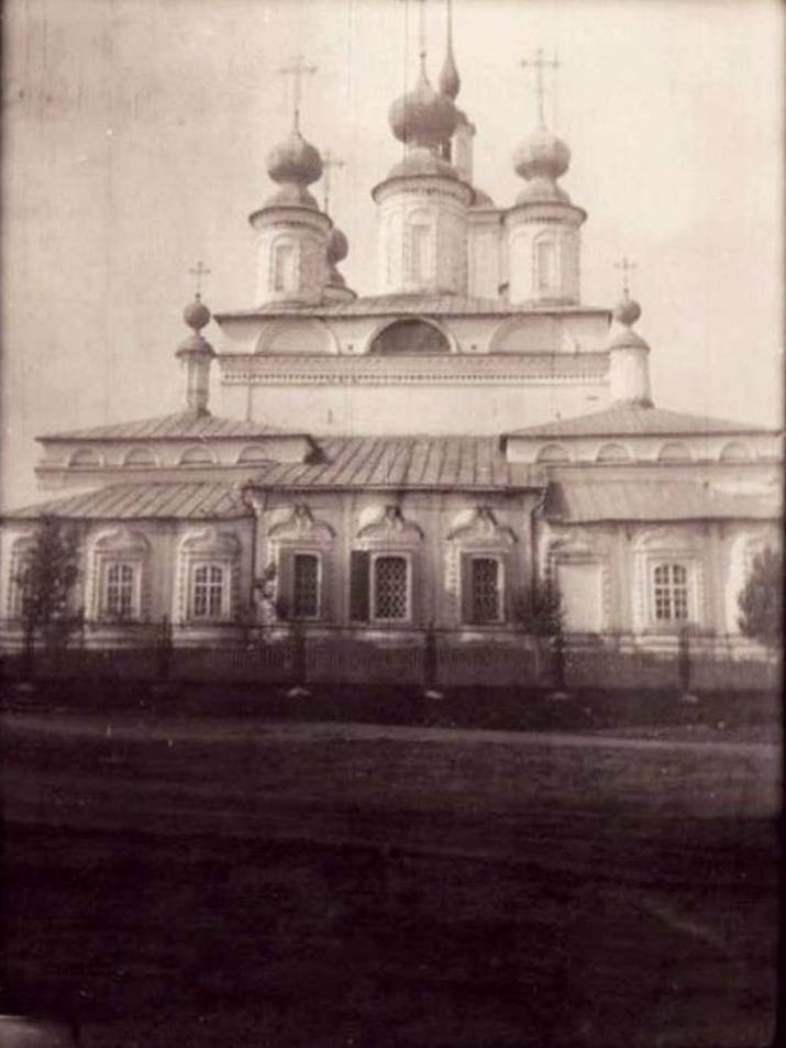 Фото начала XX в. из фондов ГИМ. (ГК № 66416879), архивная фотография. Церковь Сретения Владимирской иконы Божией Матери, Великий Устюг (Великоустюгский район, Вологодская область)