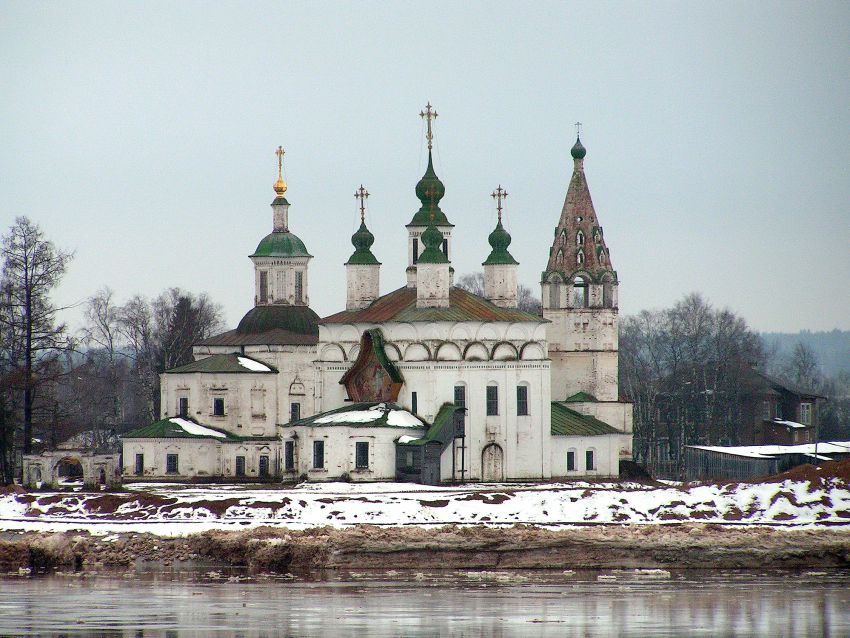 Храмовый комплекс Дымковской слободы, Великий Устюг (Великоустюгский район, Вологодская область). фасады