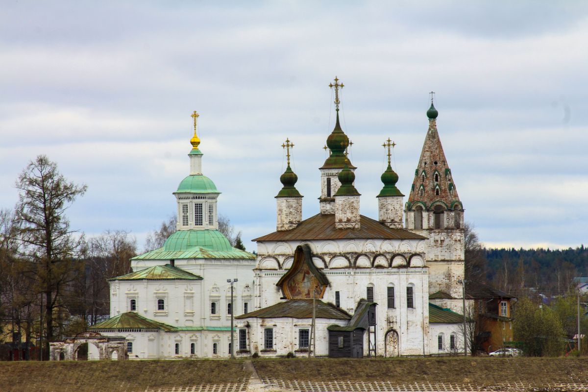 Храмовый комплекс Дымковской слободы, Великий Устюг (Великоустюгский район, Вологодская область). фасады