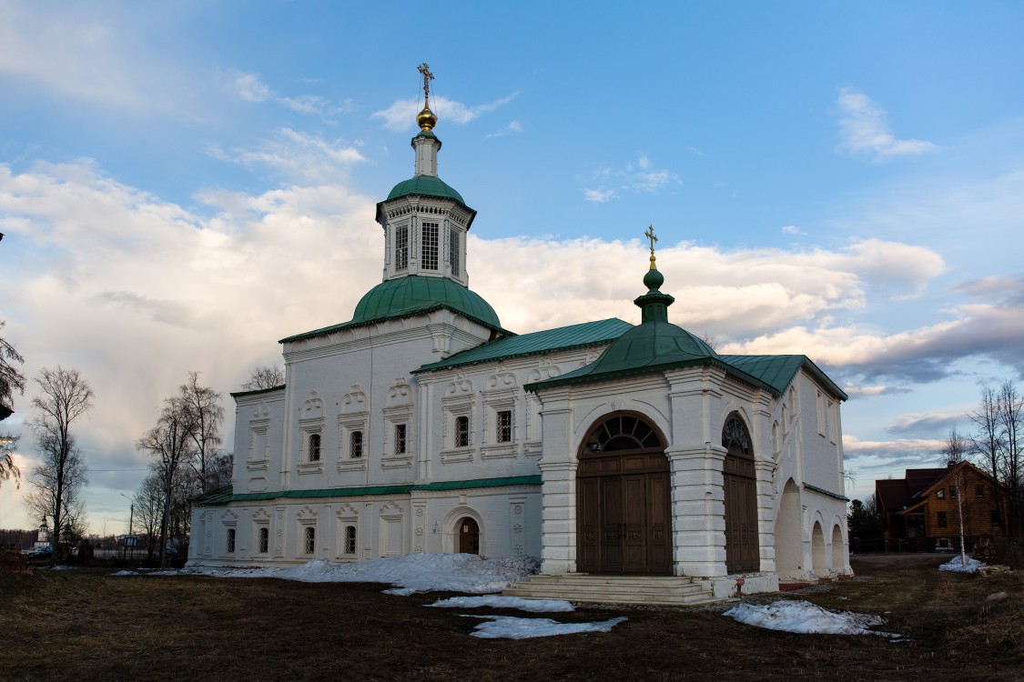 Дымково. Церковь Сергия Радонежского в Дымковской слободе. фасады