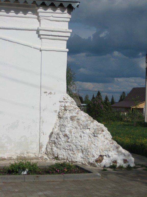 Церковь Владимирской иконы Божией Матери, Бобровниково (Великоустюгский район, Вологодская область). архитектурные детали