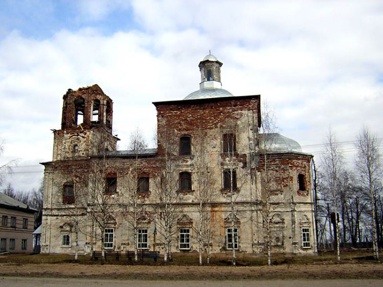 Церковь Илии Пророка, Чаромское (Шекснинский район, Вологодская область). общий вид в ландшафте