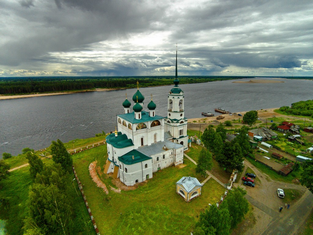 Собор Благовещения Пресвятой Богородицы, Сольвычегодск (Котласский район и г. Котлас, Архангельская область). общий вид в ландшафте