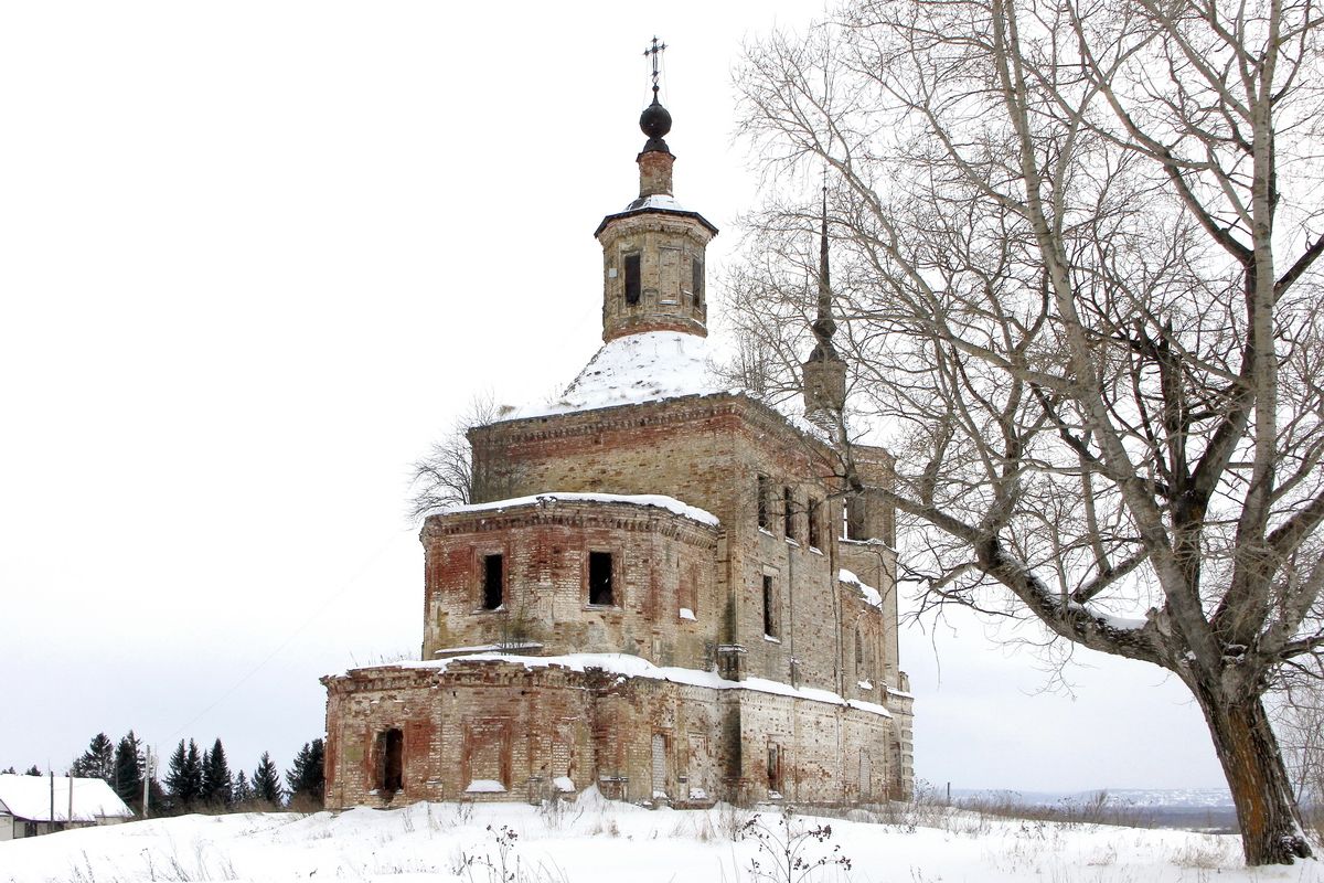 Церковь Троицы Живоначальной, Выставка (Вотложемский Троицкий погост) (Котласский район и г. Котлас, Архангельская область). фасады, Вид с северо-востока.