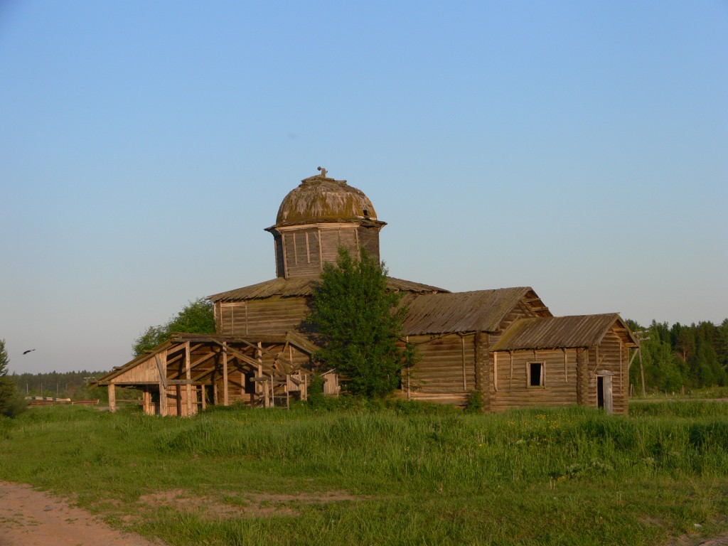 Масловская (погост Тулгас). Храмовый комплекс. Церкви Власия и Климента. фасады