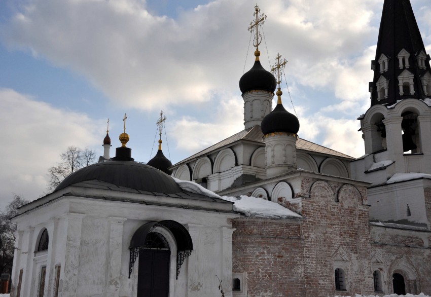 Церковь Спаса Нерукотворного Образа в Котове, Долгопрудный (Мытищинский городской округ и гг. Долгопрудный, Лобня, Московская область). фасады
