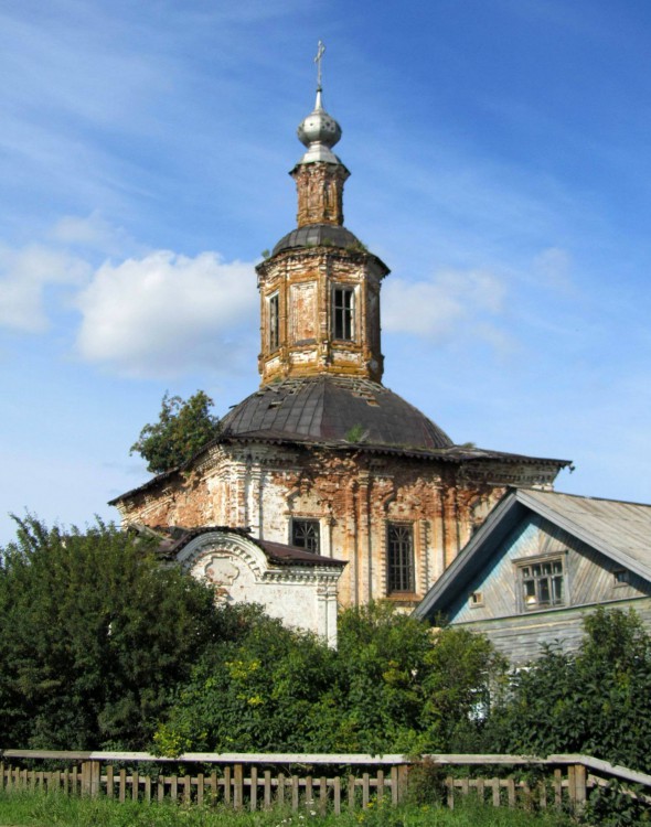 Черевково. Церковь Троицы Живоначальной. документальные фотографии, вид с юга
