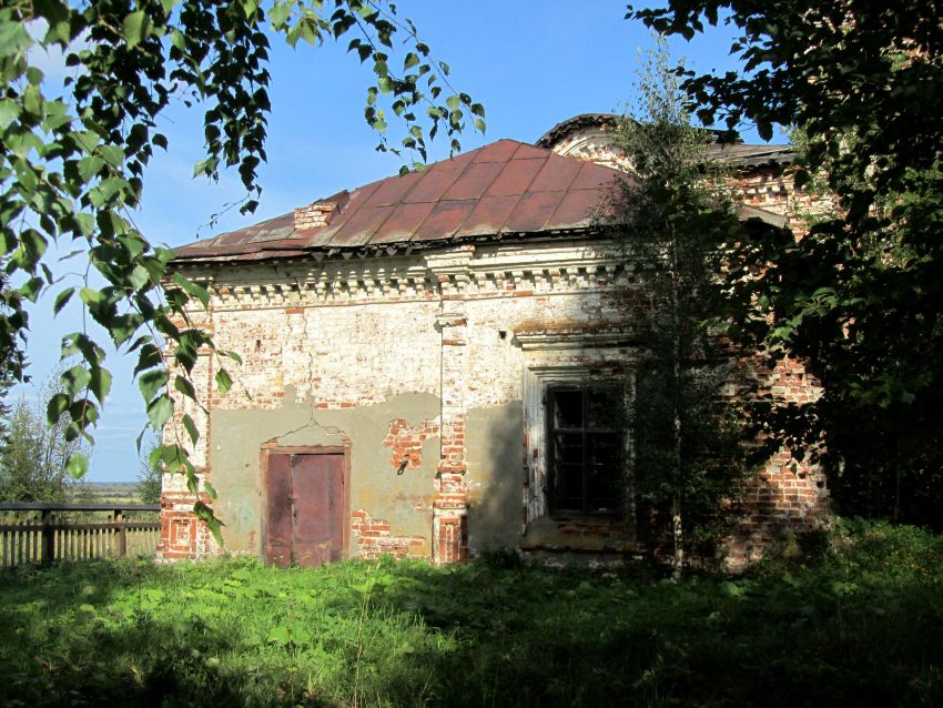 Церковь Троицы Живоначальной, Черевково (Красноборский район, Архангельская область). архитектурные детали, Никольский придел