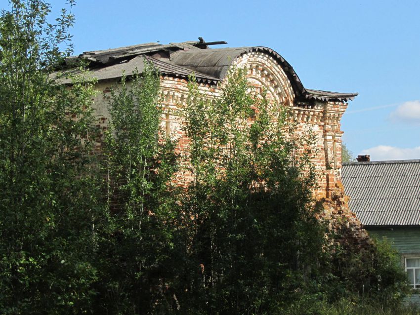 Церковь Троицы Живоначальной, Черевково (Красноборский район, Архангельская область). архитектурные детали, Ильинский придел