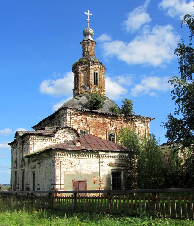 Черевково. Церковь Троицы Живоначальной. фасады, вид с запада
