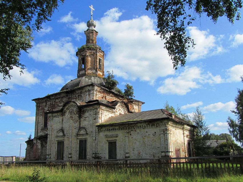 Черевково. Церковь Троицы Живоначальной. фасады, вид с северо-запада