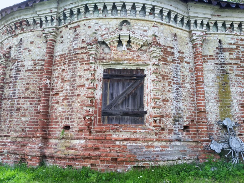 Церковь Троицы Живоначальной, Черевково (Красноборский район, Архангельская область). архитектурные детали