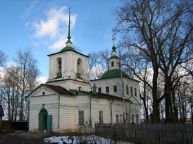 Красноборск. Церковь Троицы Живоначальной