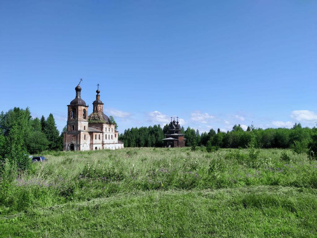 Придворные Места (Пермогорье). Храмовый комплекс. Церкви Георгия Победоносца и Воскресения Христова. фасады