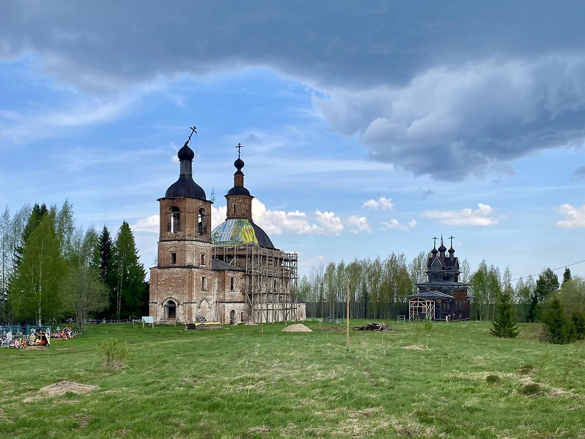 Вид с юга, фасады. Храмовый комплекс Пермогорского прихода, Пермогорье (Придворные Места) (Красноборский район, Архангельская область)