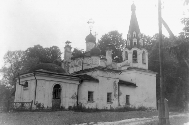 Долгопрудный. Церковь Спаса Нерукотворного Образа в Котове. архивная фотография, Фото 1934 года,незадолго до закрытия храма,Фото из архива Спасской церкви с сайта dolgoprud.ru