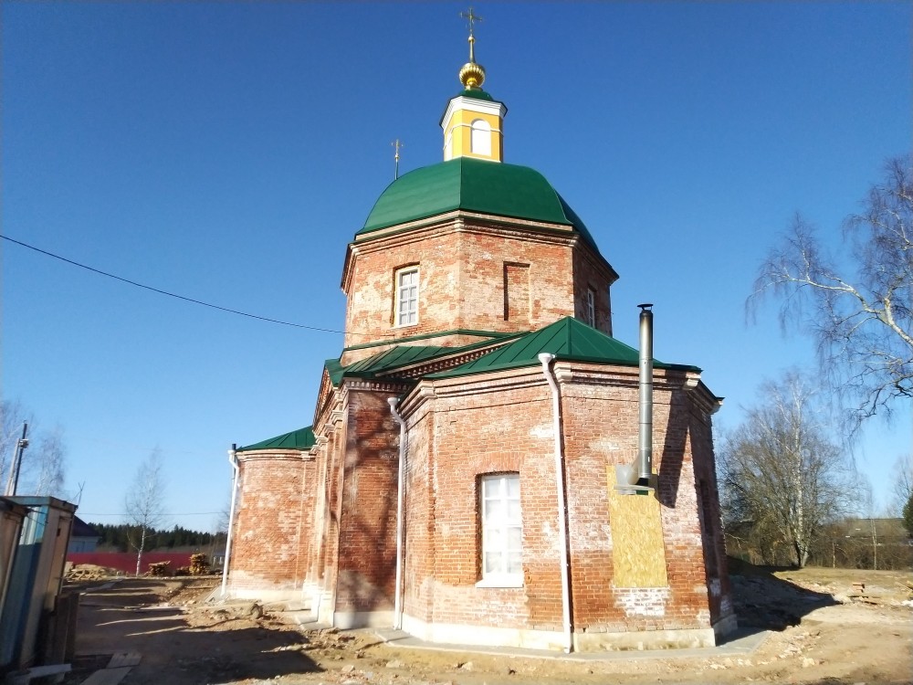 Якоть. Церковь Рождества Пресвятой Богородицы. фасады, Храм восстанавливается