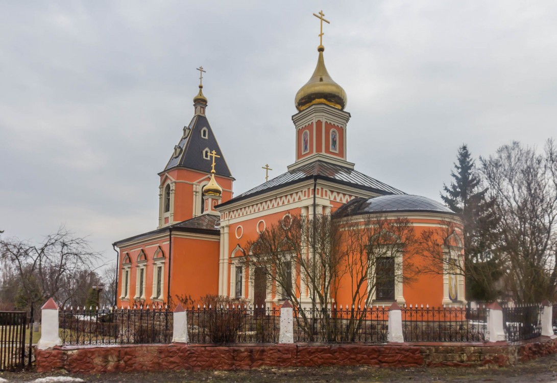 Былово. Церковь Михаила Архангела. фасады, Вид с юго-востока