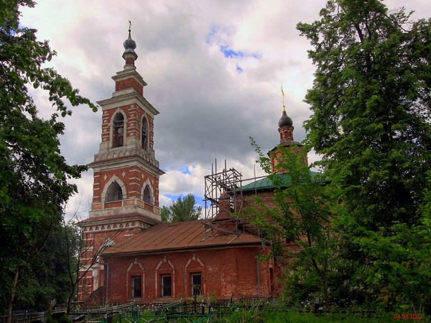 Церковь Рождества Христова в Варварине, Варварино (Троицкий административный округ (ТАО), г. Москва). фасады
