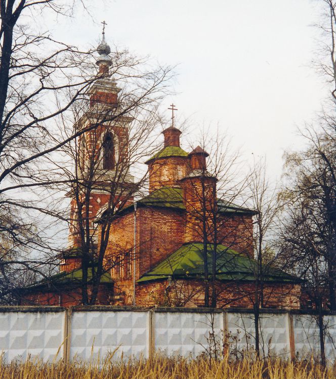 Варварино. Церковь Рождества Христова в Варварине. фасады