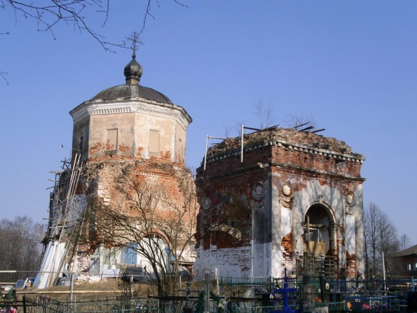 Юрлово. Церковь Воскресения Словущего. фасады, вид с северо-запада
