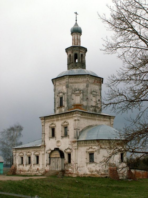 Церковь Покрова Пресвятой Богородицы, Тропарёво (Можайский городской округ, Московская область). документальные фотографии