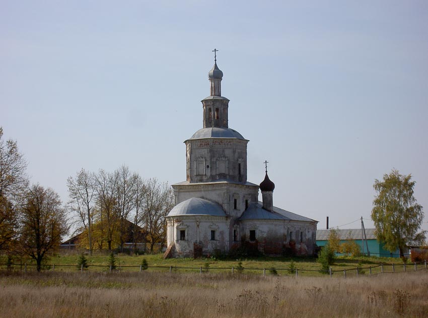 Церковь Покрова Пресвятой Богородицы, Тропарёво (Можайский городской округ, Московская область). документальные фотографии