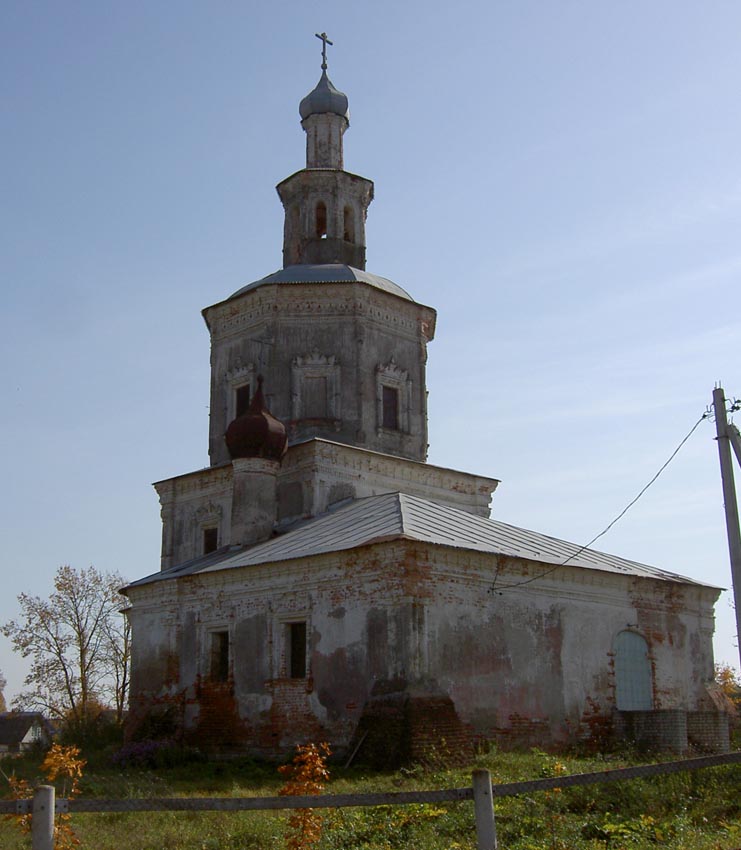 Церковь Покрова Пресвятой Богородицы, Тропарёво (Можайский городской округ, Московская область). документальные фотографии