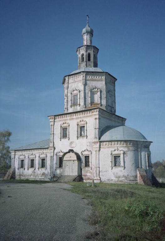 Тропарёво. Церковь Покрова Пресвятой Богородицы. документальные фотографии