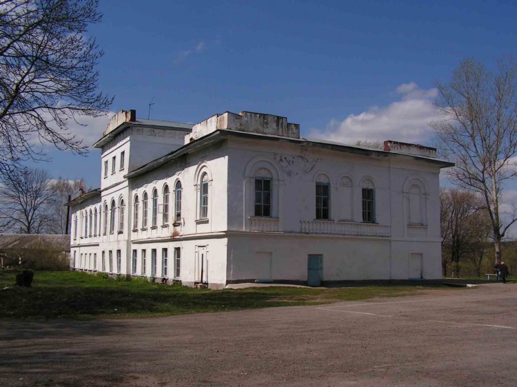 Церковь Покрова Пресвятой Богородицы, Поповка (Задонский район, Липецкая область). дополнительная информация, Усадебный дом Кожина