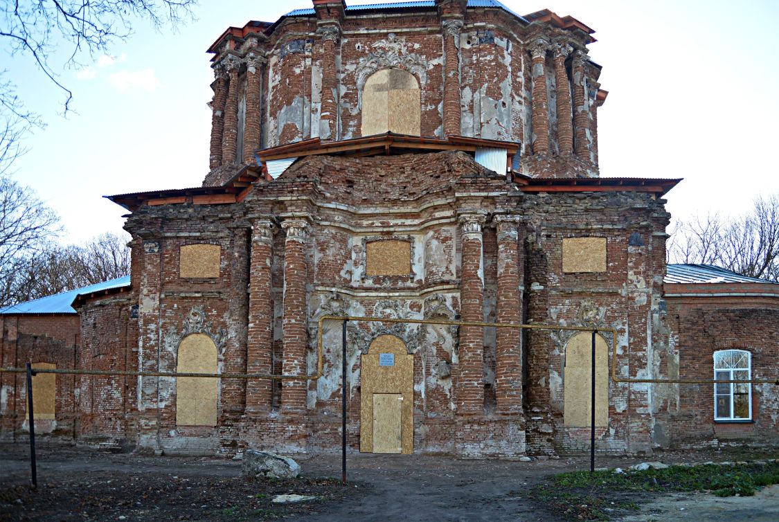 Церковь Покрова Пресвятой Богородицы, Поповка (Задонский район, Липецкая область). архитектурные детали