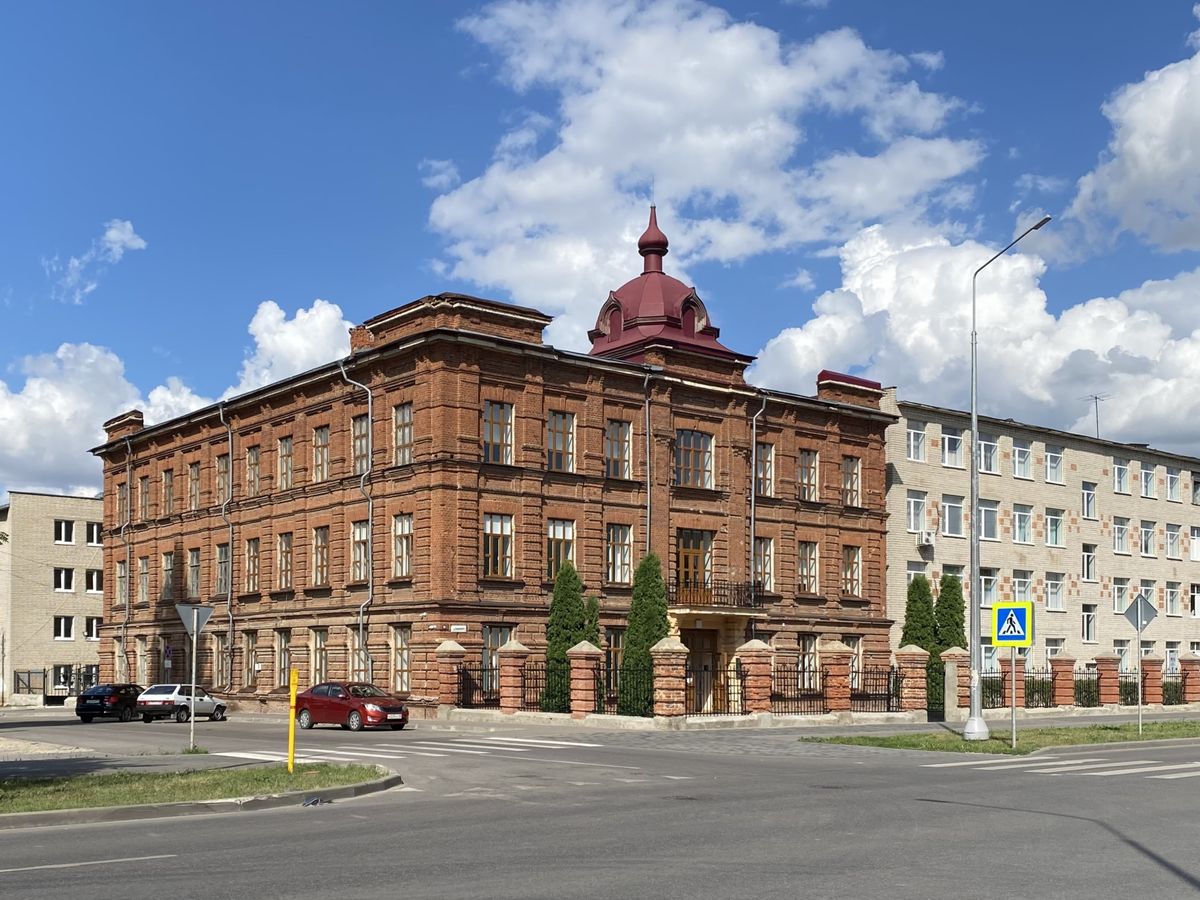 Вид с юго-запада, фасады. Домовая церковь Николая Чудотворца при бывшем детском приюте, Елец (Елецкий район и г. Елец, Липецкая область)