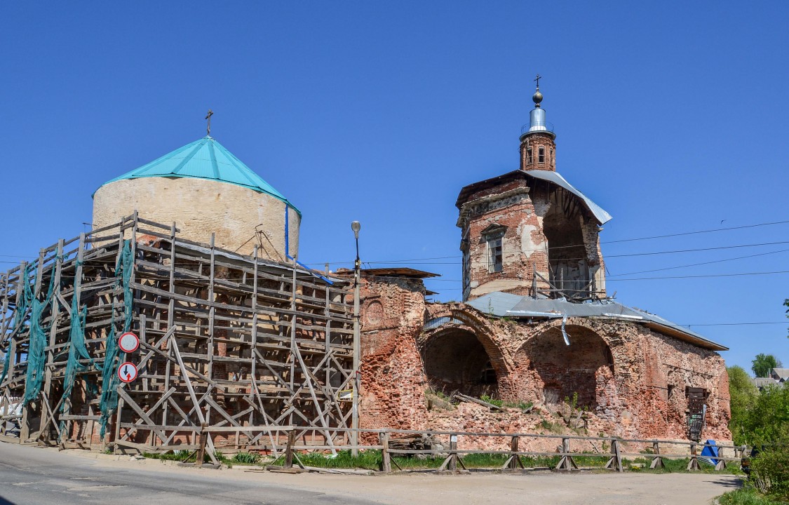 Елец. Церковь Владимирской иконы Божией Матери. фасады