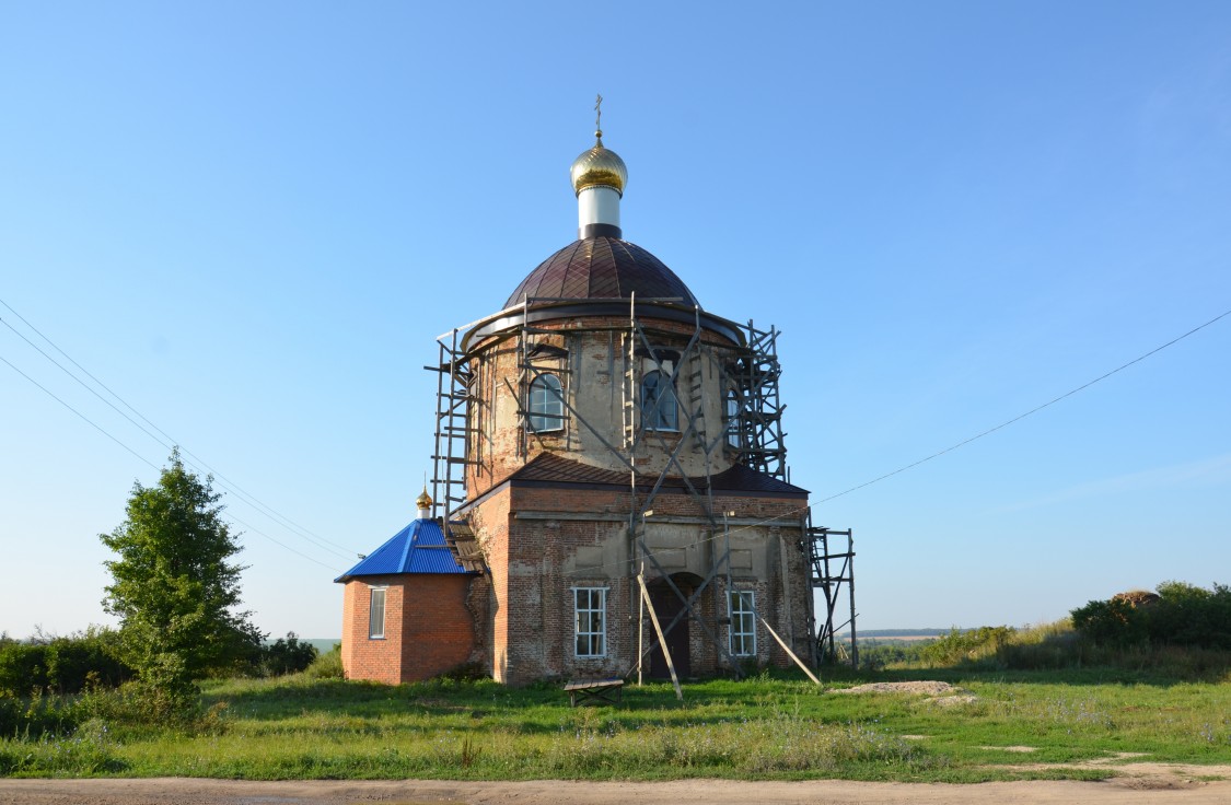 Орловская область ливенский район село сосновка. Георгиевский храм Ливны. Навесное храм Ливенский район.