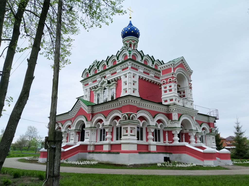 Старожилово. Церковь Петра и Павла. фасады