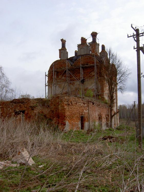Церковь Успения Пресвятой Богородицы, Дольское (Малоярославецкий район, Калужская область). фасады
