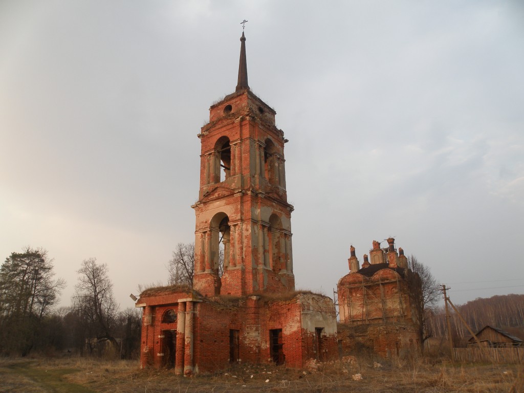 Дольское. Церковь Успения Пресвятой Богородицы. фасады