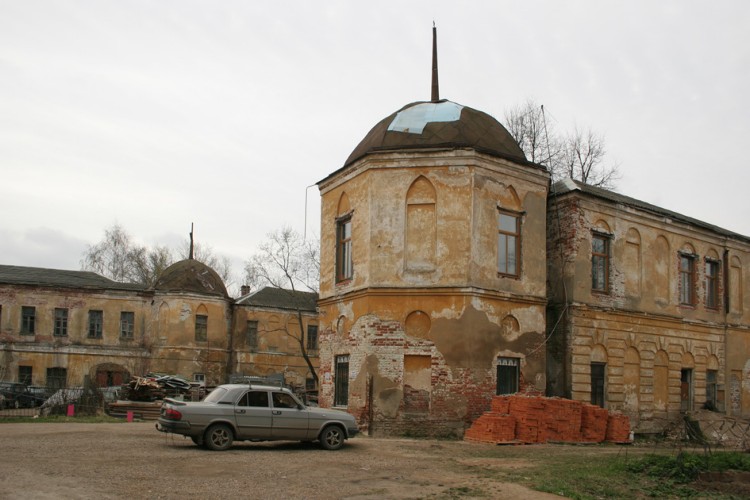 Спасо-Вифанский монастырь, Сергиев Посад (Сергиево-Посадский городской округ, Московская область). дополнительная информация, Старый корпус Вифанской семинарии